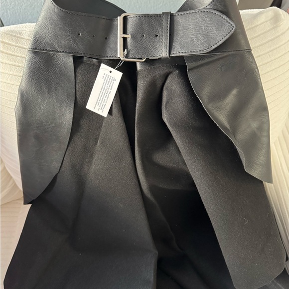 Fashion Nova Black Skirt Belt - Picture 4 of 17